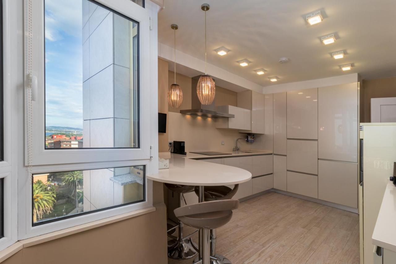 Appartement Luminoso Cerca Playa Sardinero Con Parking Privado